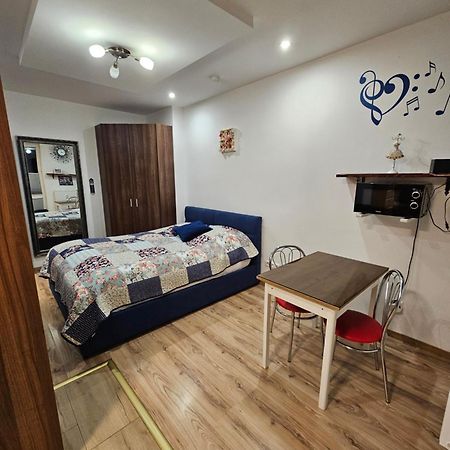 ברדיוב Diana Apartments 2 מראה חיצוני תמונה